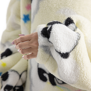 Mantas Tejidas Extra Grandes, Cómodas y Lindas con Capucha, Diseño Nuevo, Logotipo Personalizado, Ropa Familiar para Adultos y Niños - Product Image 4