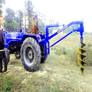 Machine à creuser des trous hydrauliques Vishwakarma Agro, Uttar Pradesh, Inde - Product Image 1
