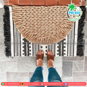 ARTÍCULO CALIENTE Alfombrilla de fibra de coco trenzada de media luna única de bajo mantenimiento y ecológica para una vida sin preocupaciones - Product Image 6