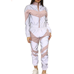 2025 nouveau gros Logo personnalisé Simple étanche marque coupe-vent Jogging sport réfléchissant femmes deux pièces ensembles - Product Image 6