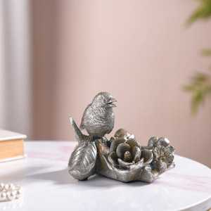 เชิงเทียนโลหะสำหรับตกแต่งพร้อมดีไซน์นกและดอกไม้โต๊ะสไตล์วินเทจวางกลางเทียนสำหรับบ้านงานแต่งงานและของขวัญ - Product Image 4