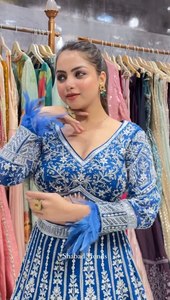 Secuencia de color negro de diseñador pesado con trabajo de bordado Ropa de fiesta de boda Lehenga Choli para mujer Nueva llegada Última pieza - Product Image 6