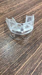 ยางฟันและริมฝีปากสีวอลเล่ย์บอลสำหรับเล่นกีฬากลางแจ้ง - Product Image 3