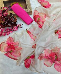 Dernière mode Bollywood Saree beauté captivante avec impression numérique prix de gros vêtement ethnique - Product Image 3