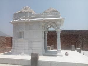 Talla y escultura de piedra de templo de mármol blanco de calidad superior, pieza de arte de decoración de hogar u oficina de gran tamaño - Product Image 3