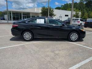 2015 Toyota Camry LE - Product Image 3