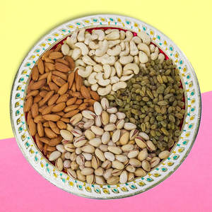 W450 Noix de cajou entières blanches Kaju Noyaux crus sans coque Bon prix Origine du Vietnam OEM/ODM Emballage sous vide personnalisé rapide - Product Image 3