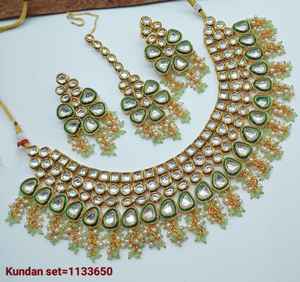 <b>INDIAN</b> TRADITIONAL and FASHIONABLE COPPER JEWELLERY BRIDAL WEDDING JEWELLERY <b>SET</b> for WOMEN EARRINGS and <b>NECKLACE</b> <b>SET</b> - Product Image 3