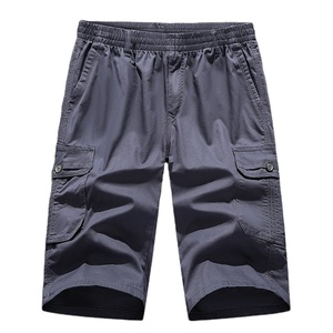 Short 3/4 coton décontracté sous le genou pour homme Motif solide Taille élastique légère avec ceinture Design cargo - Product Image 1