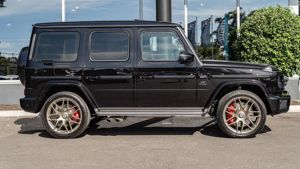 Mercedes-Benz Clase G G63 AMG 4.0L SUV 4WD 2026 / Volante a la Derecha - Product Image 3