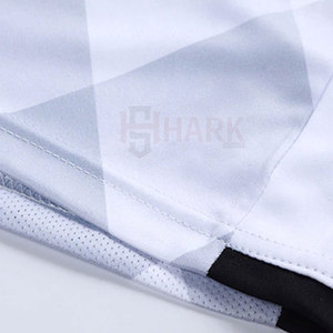Vêtements de football avec logo personnalisé les plus vendus 2024 pour adultes Nouveau design de style supérieur avec uniforme d'équipe de technique d'impression - Product Image 5