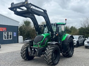Tractor Agrícola VALTRA N174A UNLIMITED 2019 de 50 km/h y 185 CV con Motor, Caja de Cambios y Bomba - Product Image 3