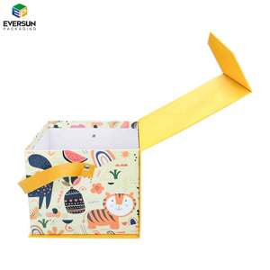 Caja <span class=keywords><strong>de</strong></span> embalaje <span class=keywords><strong>de</strong></span> regalo con diseño <span class=keywords><strong>de</strong></span> animales con cierre magnético personalizado <span class=keywords><strong>de</strong></span> alta gama con mango <span class=keywords><strong>de</strong></span> cartón rígido para regalos <span class=keywords><strong>de</strong></span> recién nacidos para Baby Shower - Product Image 4