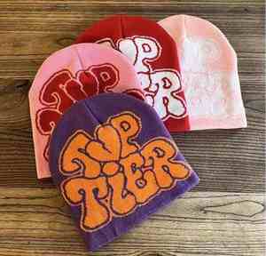 Bonnets d'hiver à oreilles de lapin Bonnets en tricot jacquard personnalisés avec style unique et confort respirant - Product Image 1