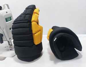 High Quality Professional Ice <b>Hockey</b> Gloves Customizable Sets with OEM Service - Product Image 2