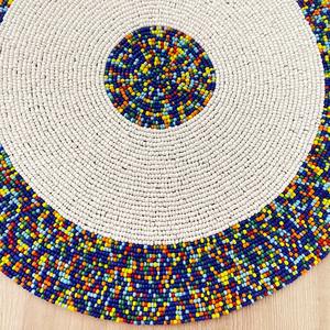 Camino de Mesa con Cuentas con Diseño de Mariposas y Flores de Colores, Mantel Individual Decorativo Hecho a Mano para Bodas - Product Image 2