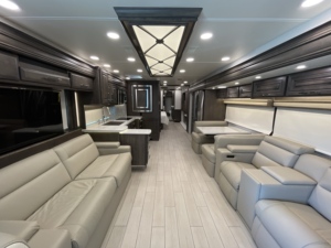 Autocaravana Móvil Económica de Gran Espacio, Mini Caravana, Cámper, Autocaravana de los Mejores Fabricantes - Product Image 4