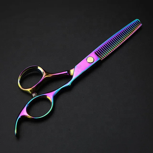 2023 Kit de tijeras de corte de peluquería profesional de 6,0 pulgadas mango de cerámica con punta de hoja afilada precio al por mayor - Product Image 4