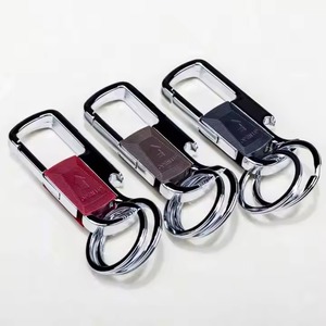 Porte-clés porte-clés en métal et plastique avec design suspendu à la taille Porte-clés multifonctionnel détachable avec ouvre-bouteille - Product Image 1