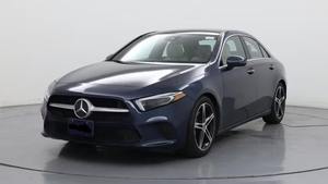 Mercedes-Benz A 220 4MATIC 2019, Seminuevo en Excelentes Condiciones - Product Image 3