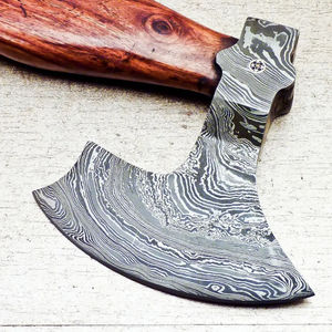 Hacha de Acero de Damasco Burraq Personalizada de 19.5 Pulgadas, Mango de Madera de Palisandro, Funda de Cuero, para Campamento, Actividades al Aire Libre, Regalo para Papá, Hecho a Mano, Estilo Industrial - Product Image 5