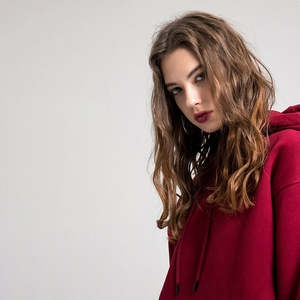 Sudaderas Extra Grandes de Felpa con Bordado Personalizado en la Parte Delantera y Lavado Ácido para Mujer - 100% Algodón, Ropa Deportiva, Venta al por Mayor - Product Image 6