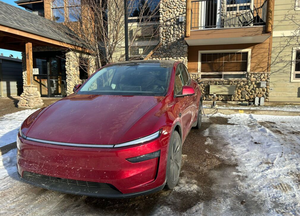 Tesla Model Y Long Range AWD 2026 USADO - Product Image 2