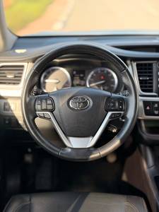 Toyota Highlander 3.5L V6 Automatic AWD SUV del 2019 - Toyota Highlander usata in vendita - Product Image 2