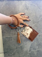 Tempat kartu ATM kulit sapi asli wanita kualitas tinggi dengan gantungan kunci gelang rumbai dompet koin & gelang kompak penggunaan sehari-hari