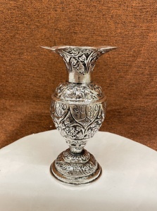 Nuevo Jarrón de Flores Artesanal de Metal Antiguo de 7 Pulgadas para Decoración del Hogar y Centro de Mesa para Bodas - Product Image 3
