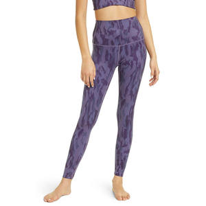 Fabricante de fábrica, ropa de gimnasio, mallas de cintura alta para mujer, mallas de Yoga elásticas personalizadas sin costuras con cintura elástica - Product Image 1