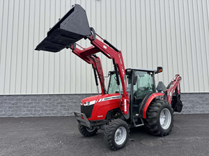 รถแทรกเตอร์ Massey Ferguson 1648 มือสอง สภาพดี พร้อมผานหลังขุด ระบบขับเคลื่อน 4 ล้อ พร้อมคุณสมบัติด้านความปลอดภัยสูง ขาย - Product Image 3