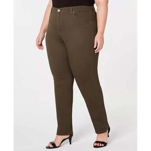 Jeans de Pierna Recta Verdes para Mujer, Tallas Grandes, Control de Abdomen, Cintura Media, Tallas Pequeñas, de Style & Co - Product Image 1