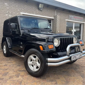 Auto Usado de Calidad a Precio Accesible, Jeep Wrangler 2006 4.0 Sport, Techo Blando, 6 Velocidades, Volante a la Derecha - Product Image 1