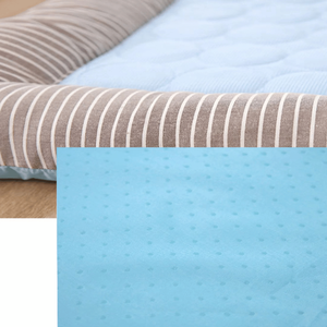 Cama para Perros y Gatos Lavable a Máquina, de Seda de Hielo Refrescante, Rectangular XL, con Diseño de Rayas, para un Sueño Cómodo de Animales Pequeños - Product Image 5