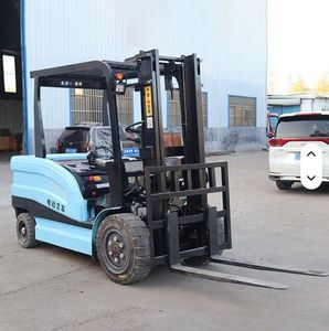 Chariots élévateurs diesel de haute qualité de 5 tonnes, mini Heli de Chine, nouvelle vente chaude, hauteur de levage de 3000 mm, longueur de fourche de 1200 mm, garantie de 3 mois - Product Image 2
