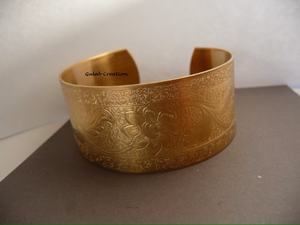 กำไลข้อมือทองสเตอร์ลิงสำหรับสุภาพสตรีสินค้ามาใหม่เครื่องประดับแฟชั่นที่มีดีไซน์สลักและผิวค้อน2025 - Product Image 3