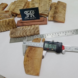 Placas de escala de cuerno de carnero y oveja Material natural duradero para manijas de cuchillos hechas a mano de primera calidad y proyectos de artesanía personalizados - Product Image 4