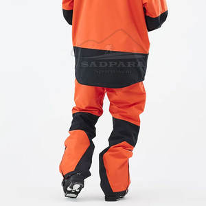 Venta al por mayor de la fábrica de fabricación de traje de esquí caliente de alta visibilidad nuevo diseño transpirable con capucha cuello cierre de cremallera para el invierno - Product Image 4