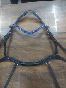 Brida de Doma Acolchada Cómoda para Caballos, Portátil, de Cuero Ecuestre en Colores Negro y Marrón, Modelo Rub International 7860B - Product Image 4