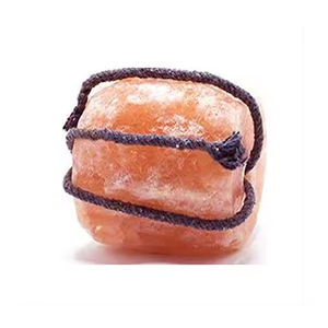 Bloque de sal pura Natural de sal rosa del Himalaya para lamer animales en cuerda para caballos, ciervos, ganado, conejos, sal para lamer del Himalaya OEM - Product Image 3