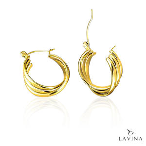 Boucles d'oreilles créoles tendance imperméables en acier titane plaqué or 18 carats, design personnalisable, unisexe - Product Image 4