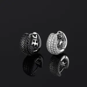 Boucles d'oreilles créoles en argent 925 avec diamants de laboratoire - Cadeau unisexe écologique pour les occasions festives - Product Image 1