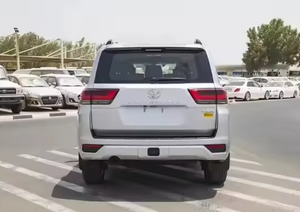 2022 pour 300 VX.R 3.3D Essence Bronze 4x4 SUV avec Transmission Automatique Conduite à Gauche Livraison Gratuite - Product Image 2