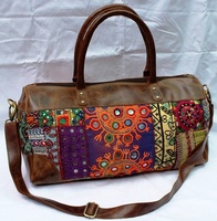 Bolsa de lona de cuero genuino estilo gitano vintage con diseño de BANJARA bordado a mano para Otoño e Invierno bolsa de lona estilo vestido