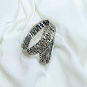 925 Fine Silver Ditya Jali Work Bangle <b>Single</b> Piece with Elegant Design - Product Image 5
