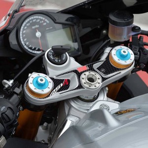 Protezione Forcella Moto 3D Autoadesiva Compatibile con Aprilia RSV4, Tamponi Serbatoio e Adesivi Personalizzati con Logo - Product Image 3