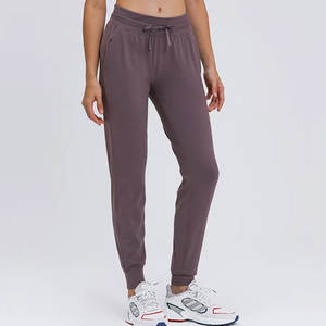 Pantalons de survêtement 100% coton de haute qualité pour femmes pantalons de survêtement de couleur personnalisée avec fermeture à la taille élastique Style ample pour l'été OEM - Product Image 3