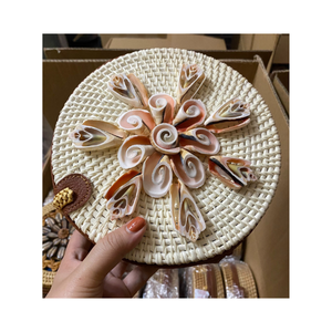 กระเป๋าหวายสานทรงกลมเวียดนาม - กระเป๋าถือดีไซน์ใหม่ประดับเปลือกหอย สำหรับส่งออกจาก 99 โกลด์ ดาต้า - Product Image 1
