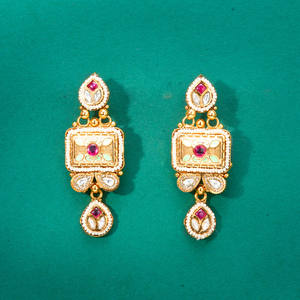 Pendientes Meenakari antiguos con chapado en oro Pendientes de aro de estilo clásico para mujer hechos de latón con rubí para mayoristas India - Product Image 3